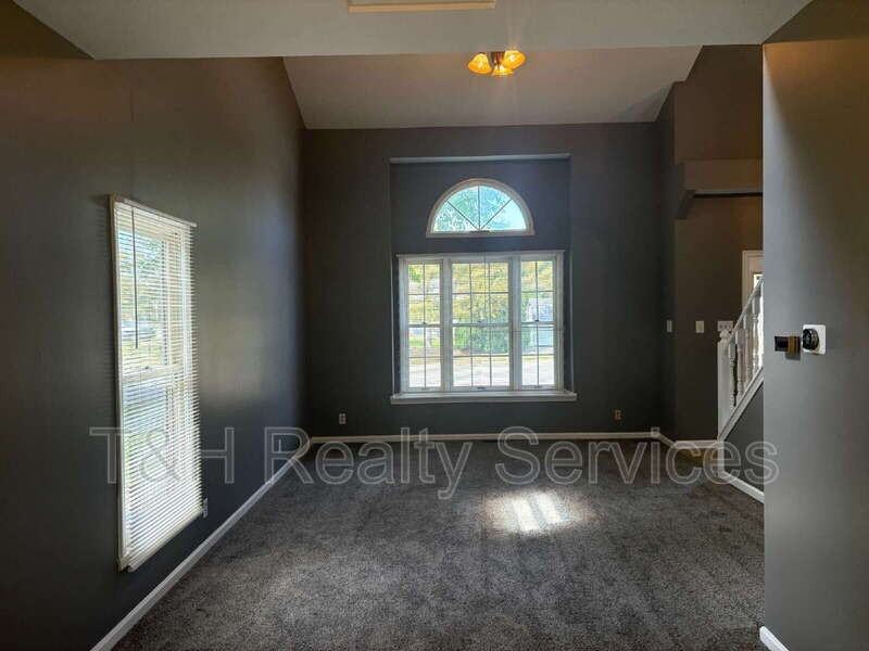 7683 Willow Ridge - Photo 6 of 38