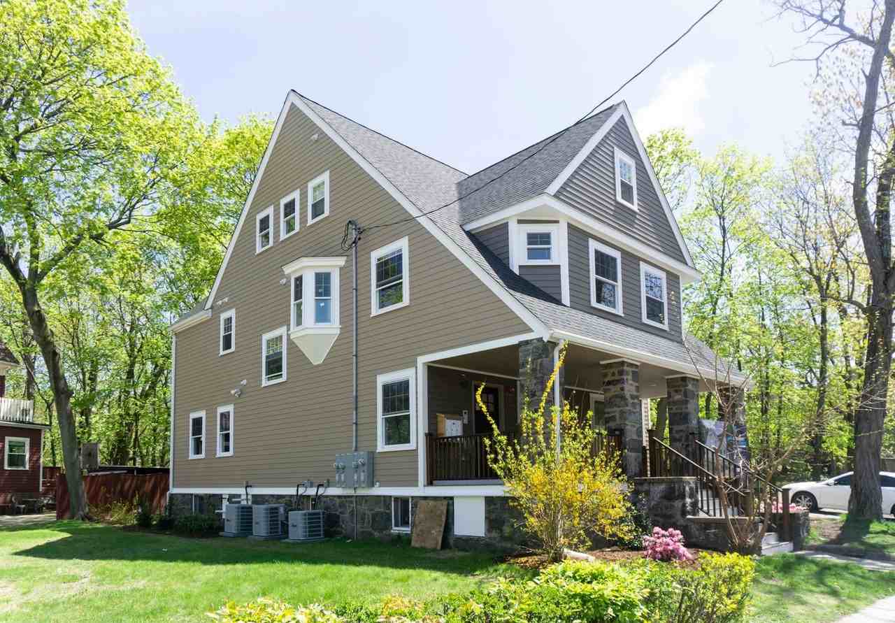62 Gordon St - Photo 2 of 7