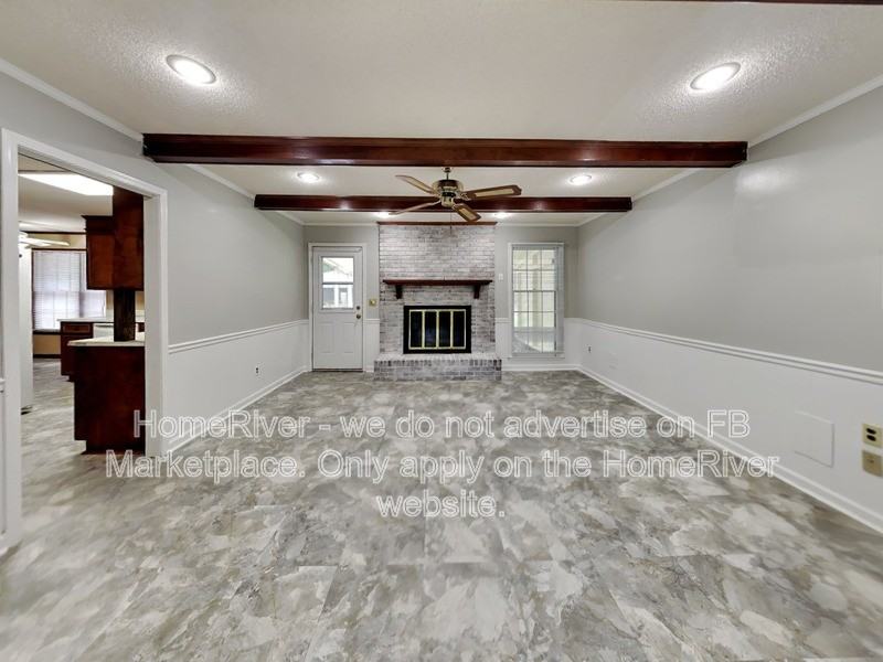 889 Twin Lakes Dr - Photo 2 of 28