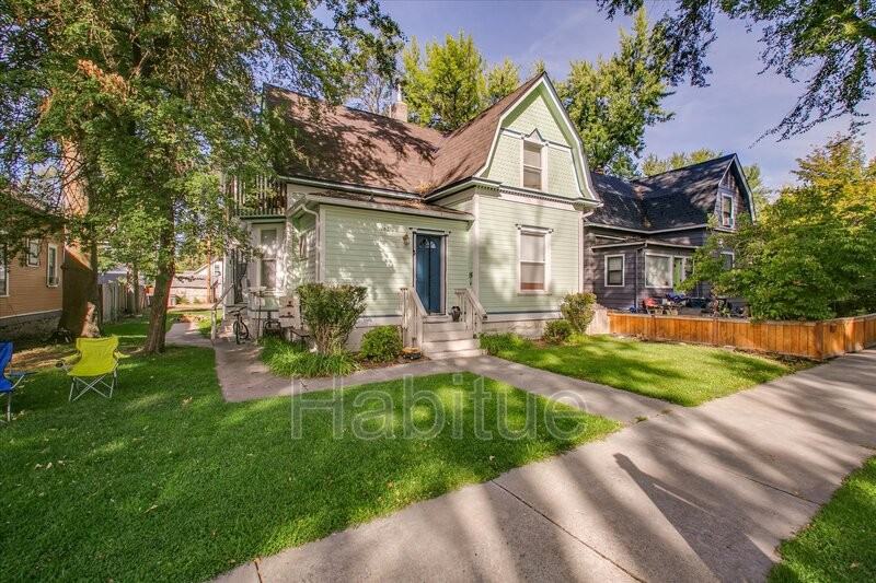 1405 N 11th St #2 - Photo 2 of 26