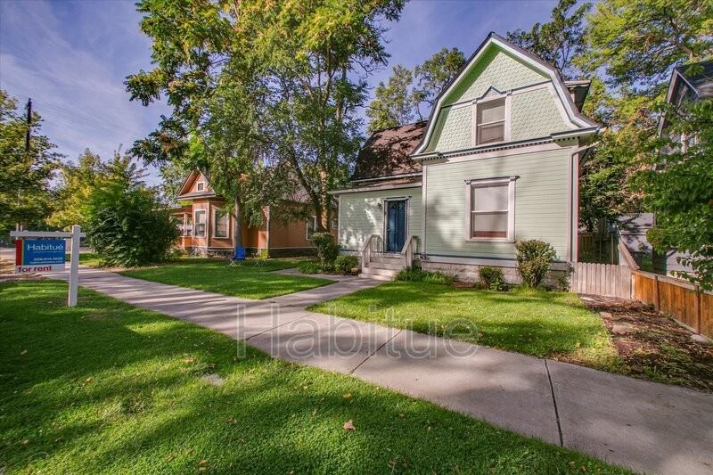 1405 N 11th St #2 - Photo 3 of 26