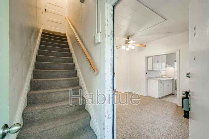 1405 N 11th St #2 - Photo 5 of 26