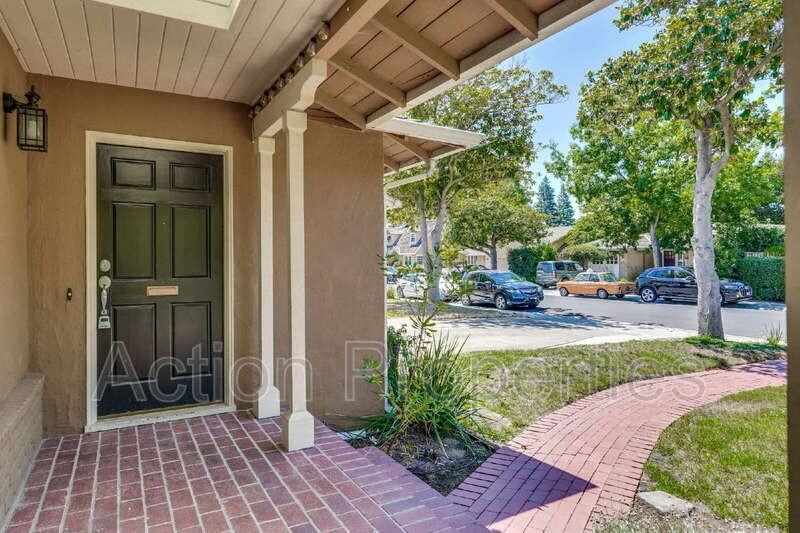 290 Iris Way - Photo 2 of 31