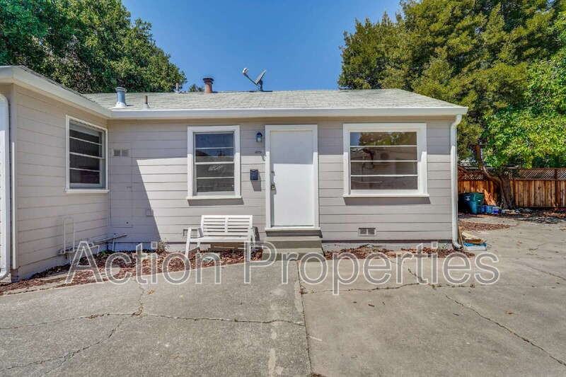 1684B California St - Photo 2 of 14