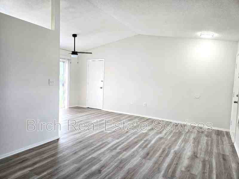 5122 Muriel Ln - Photo 2 of 17