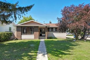 Lovely 4 Bedroom House Available in Highland Green! - Photo 1 of 1