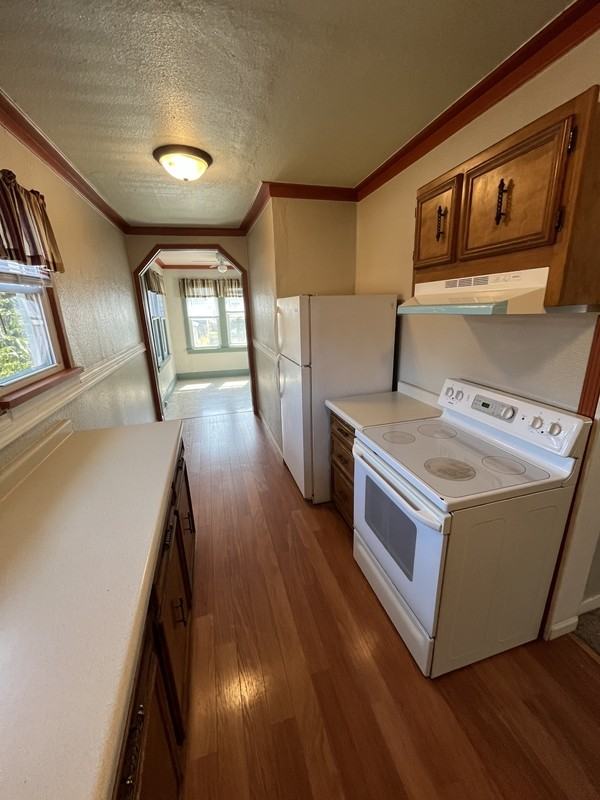 1225 Michigan Ave - Photo 2 of 13