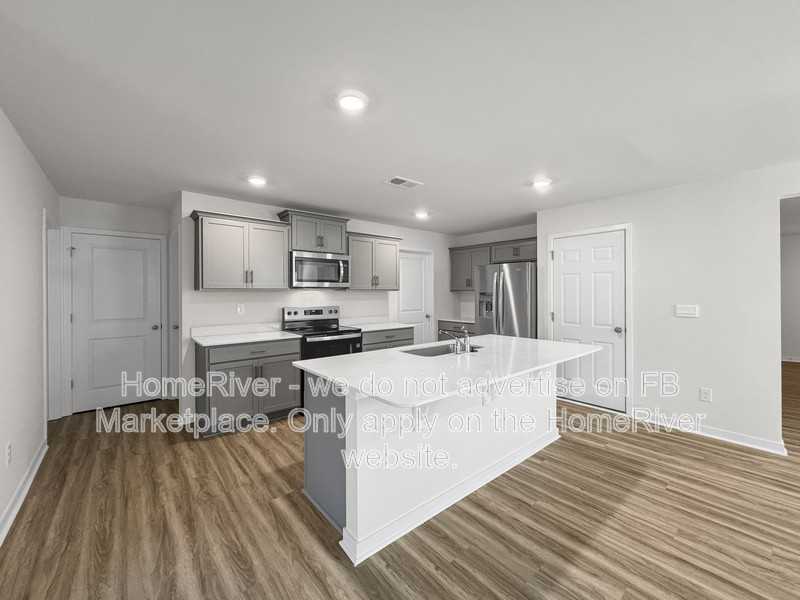 1062 20th Avenue Loop Se - Photo 3 of 24