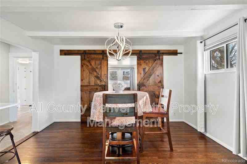 528 Tennyson Street - Photo 6 of 11