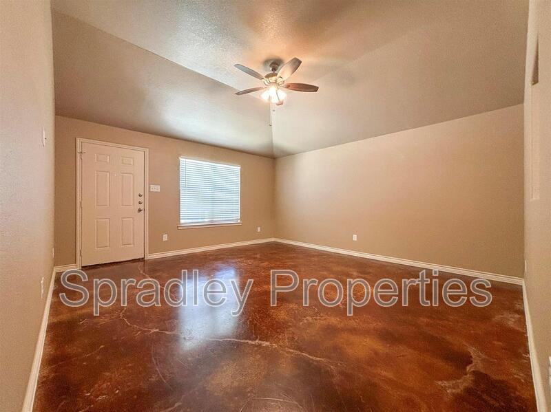 1004 San Saba Ct Apt A - Photo 2 of 9