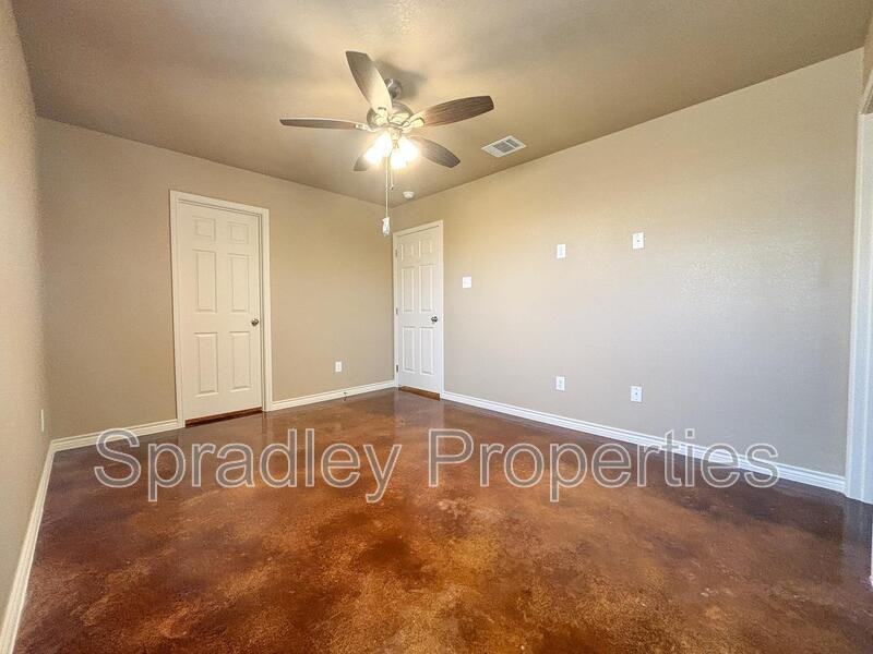 1040 Mason Dr Apt B - Photo 7 of 9