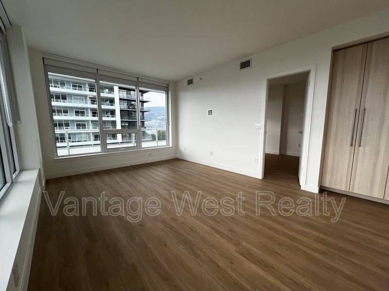 1626 Water St Null - Photo 4 of 10