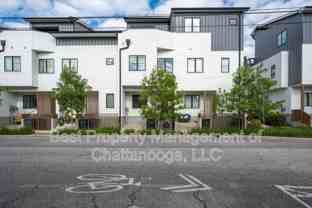 3111 Saint Elmo Ave - Photo 1 of 1