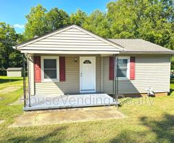 429 Main Rd - Photo 1 of 1
