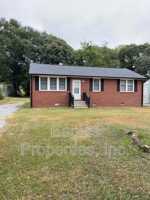 featured image of 219 Country Acres Rd