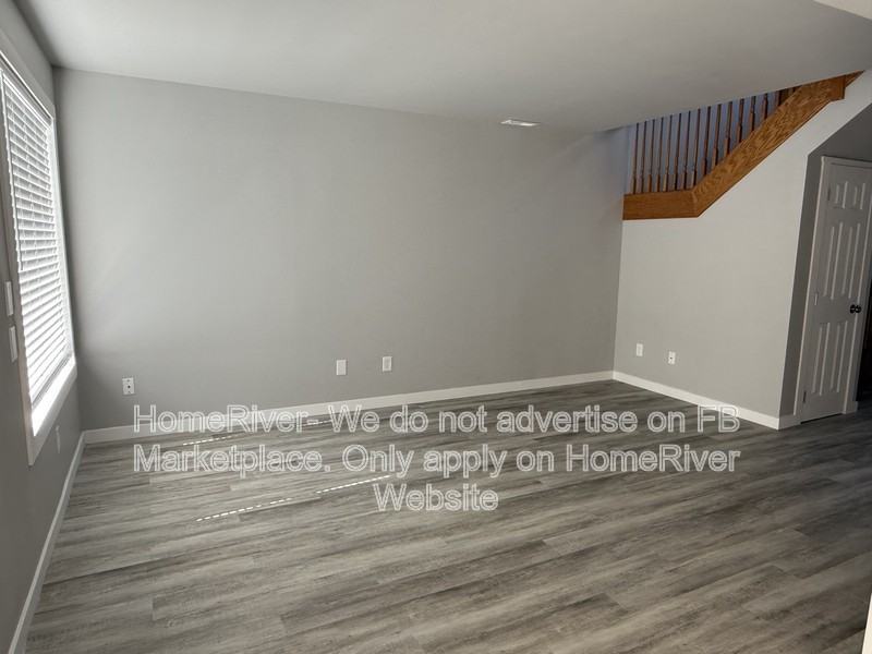 519 W 5th St - Photo 3 of 26
