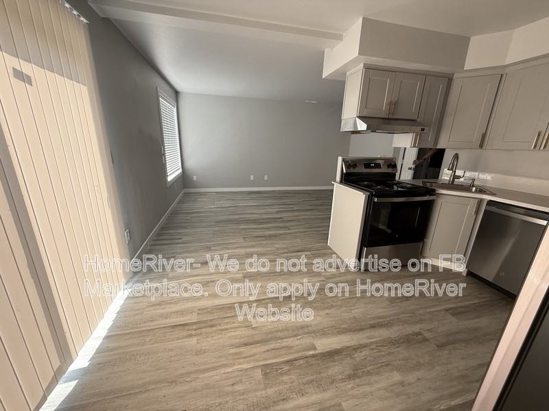 519 W 5th St - Photo 5 of 26