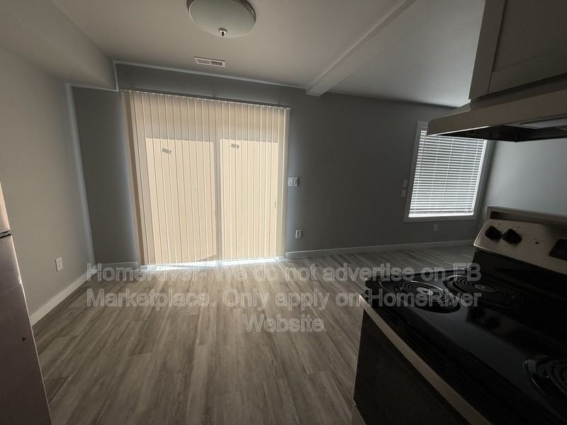 519 W 5th St - Photo 7 of 26