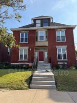 5206 Vernon Ave #2E - Photo 1 of 1