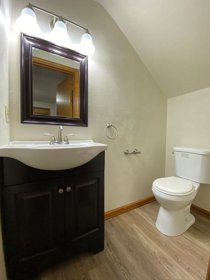 115 Edgewater Vlg #09 - Photo 5 of 14