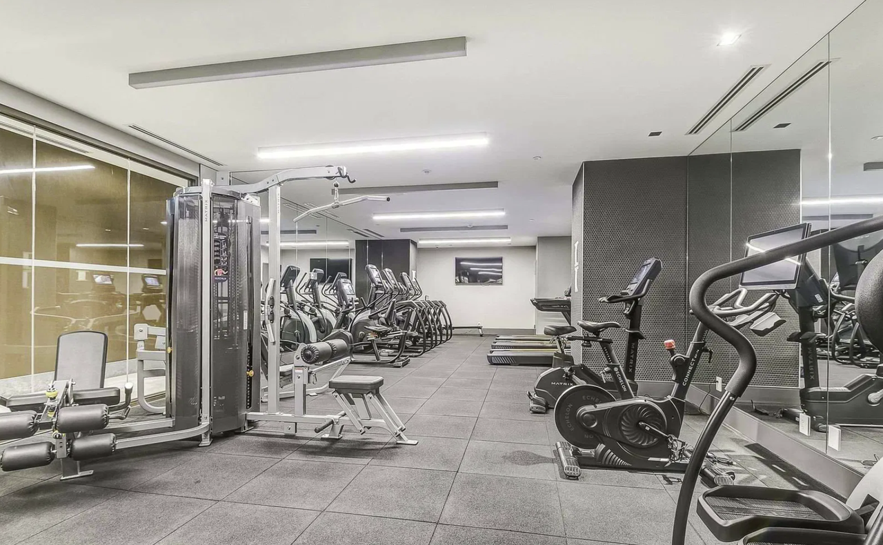 28 Widmer Street - Photo 3 of 9