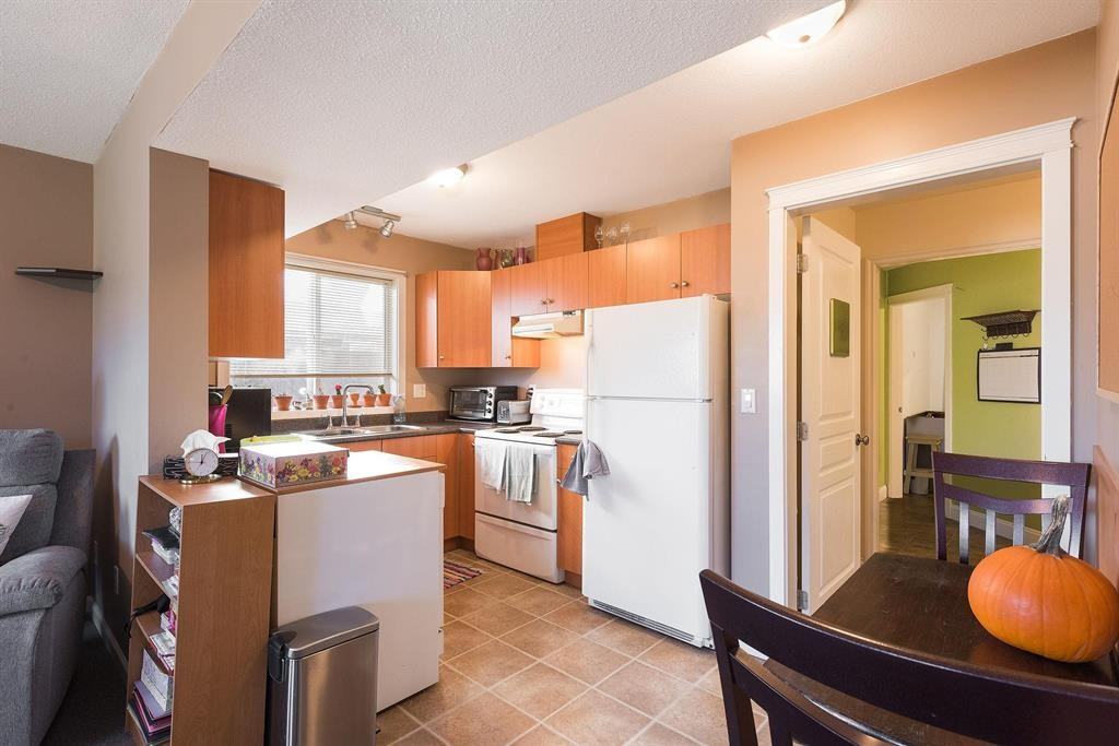 5713 Kathleen Drive, Chilliwack, BC - Apartment for rent