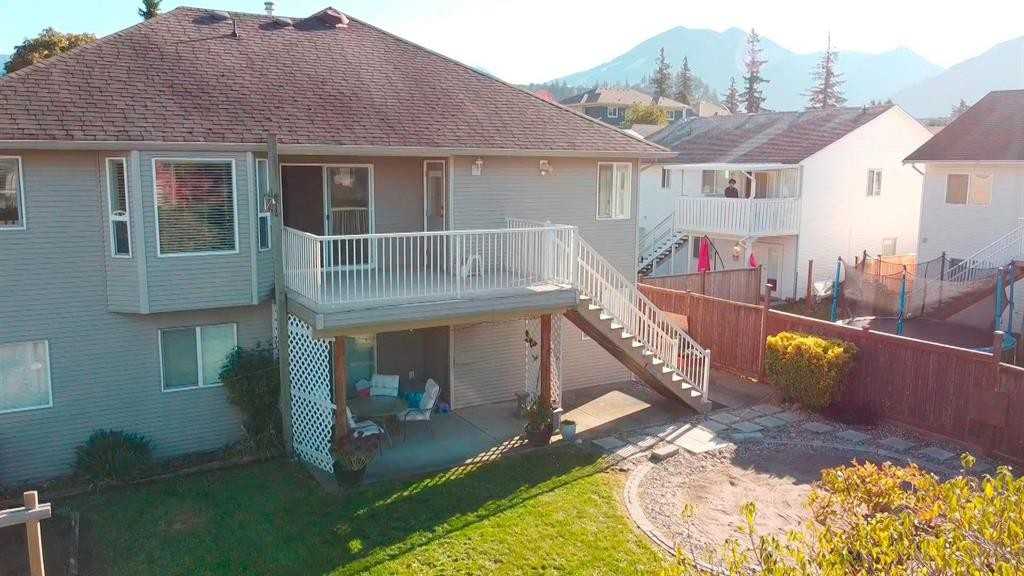 5713 Kathleen Drive, Chilliwack, BC - Apartment for rent