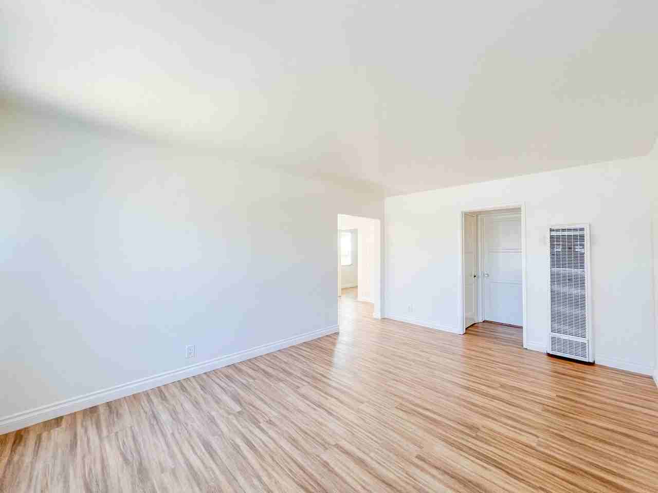 4719 Montair Ave - Photo 2 of 21