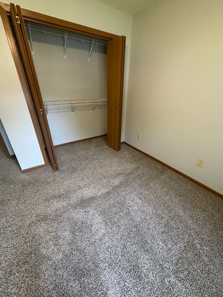 Fairmeadows Village - Photo 6 of 19