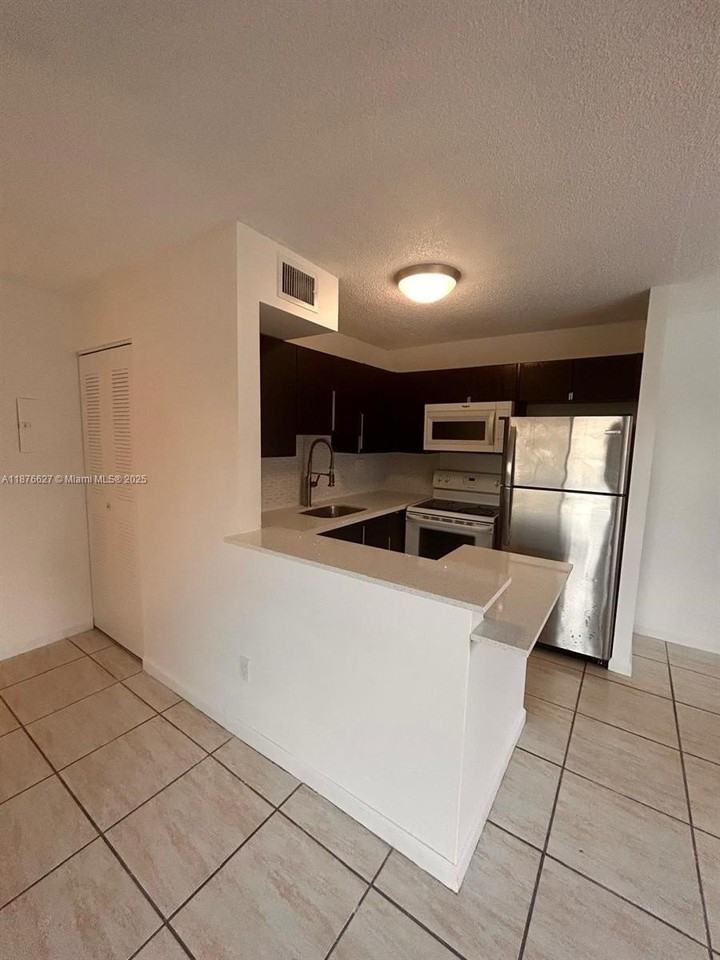 425 Northwest 210th Street #203 - Photo 7 of 17