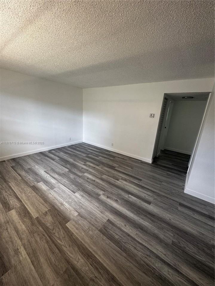 2515 Polk St #10 - Photo 3 of 50