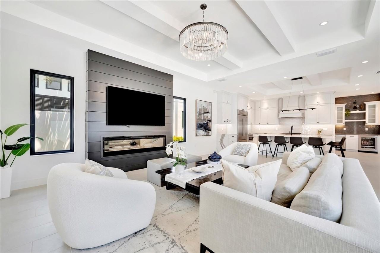 5939 Redbay Blvd - Photo 6 of 50