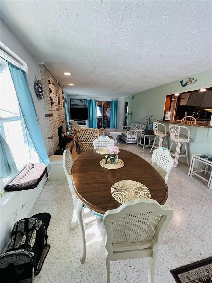 2307 New York Ave - Photo 4 of 42