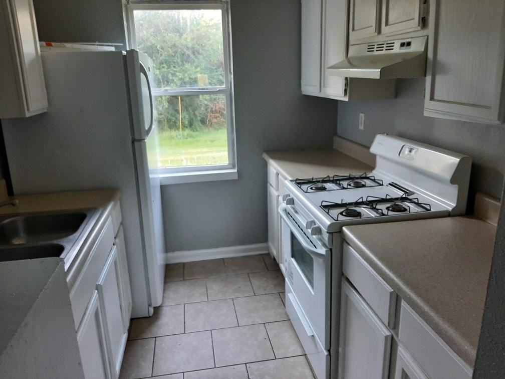 Parkwood Place - Photo 3 of 50