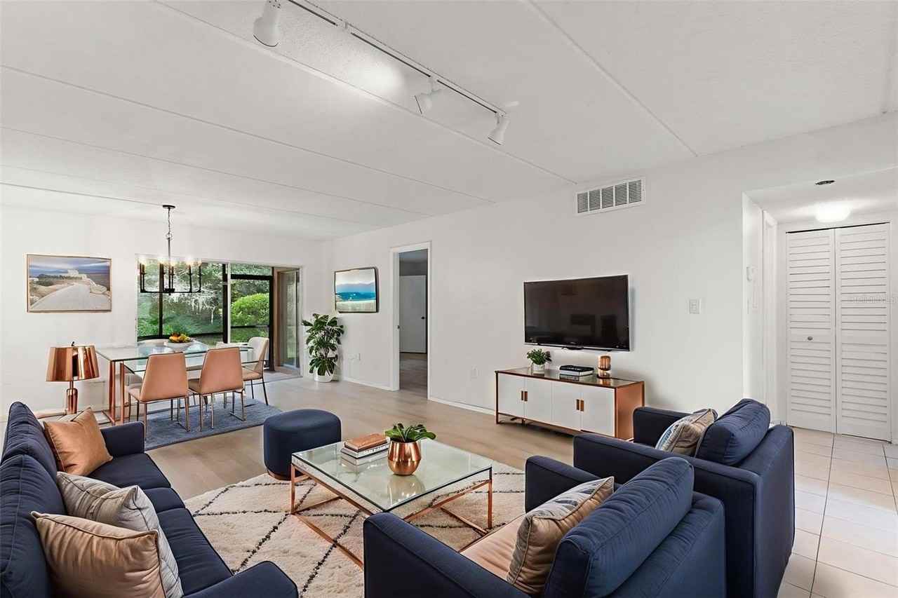 121 Cypress Lane #121 - Photo 6 of 37