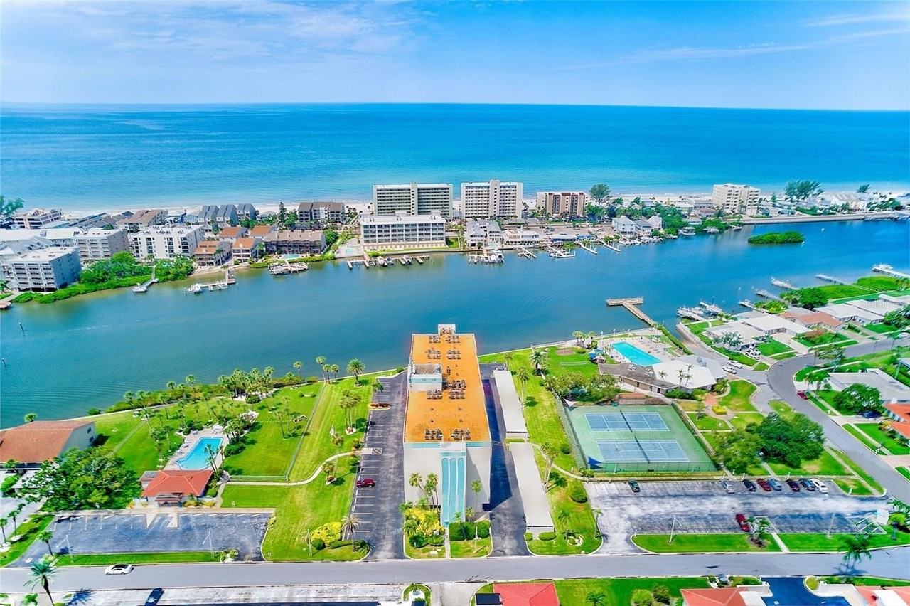 10216 Regal Drive #705 - Photo 5 of 50