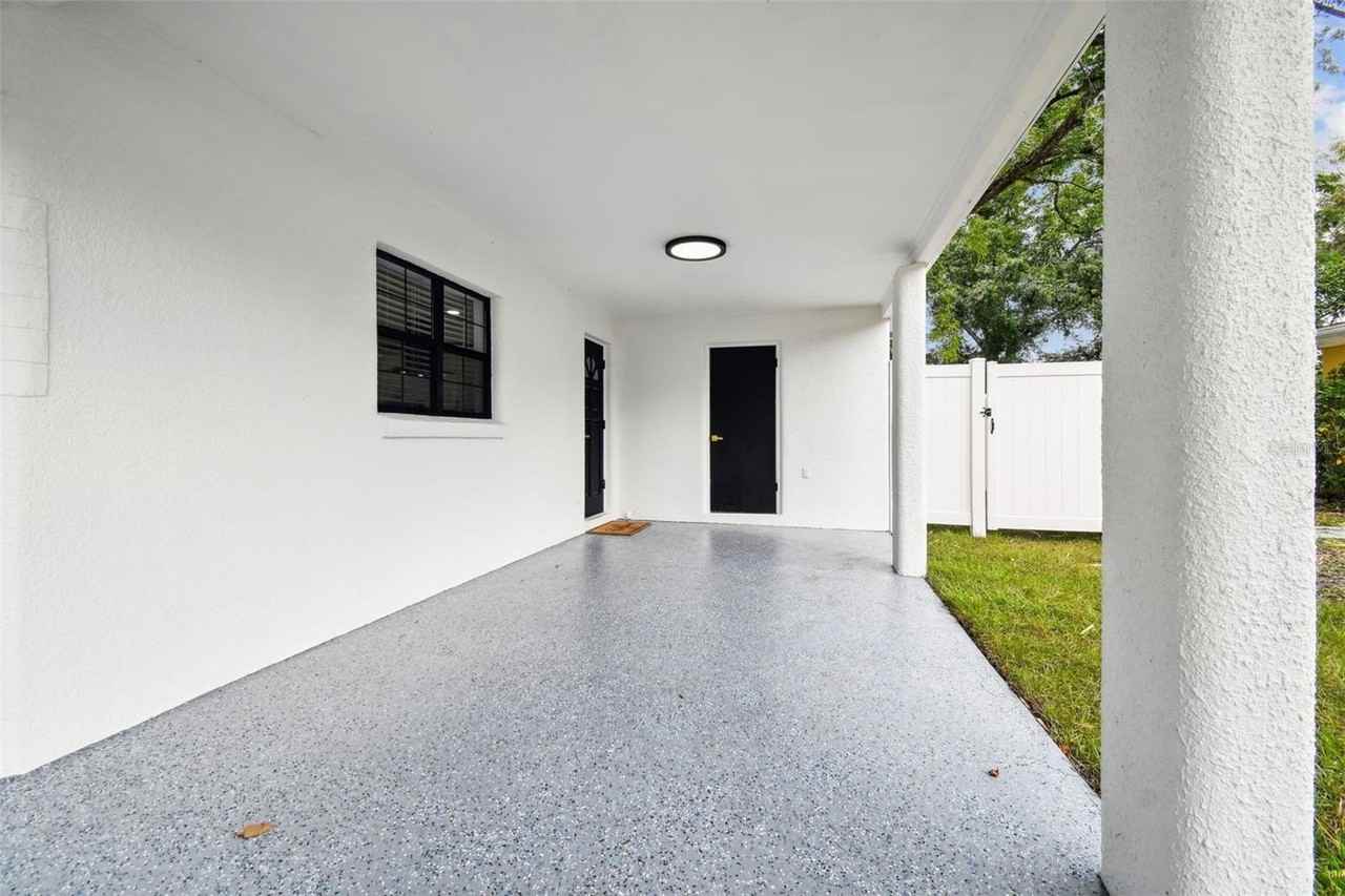 4910 Darby Avenue - Photo 7 of 50