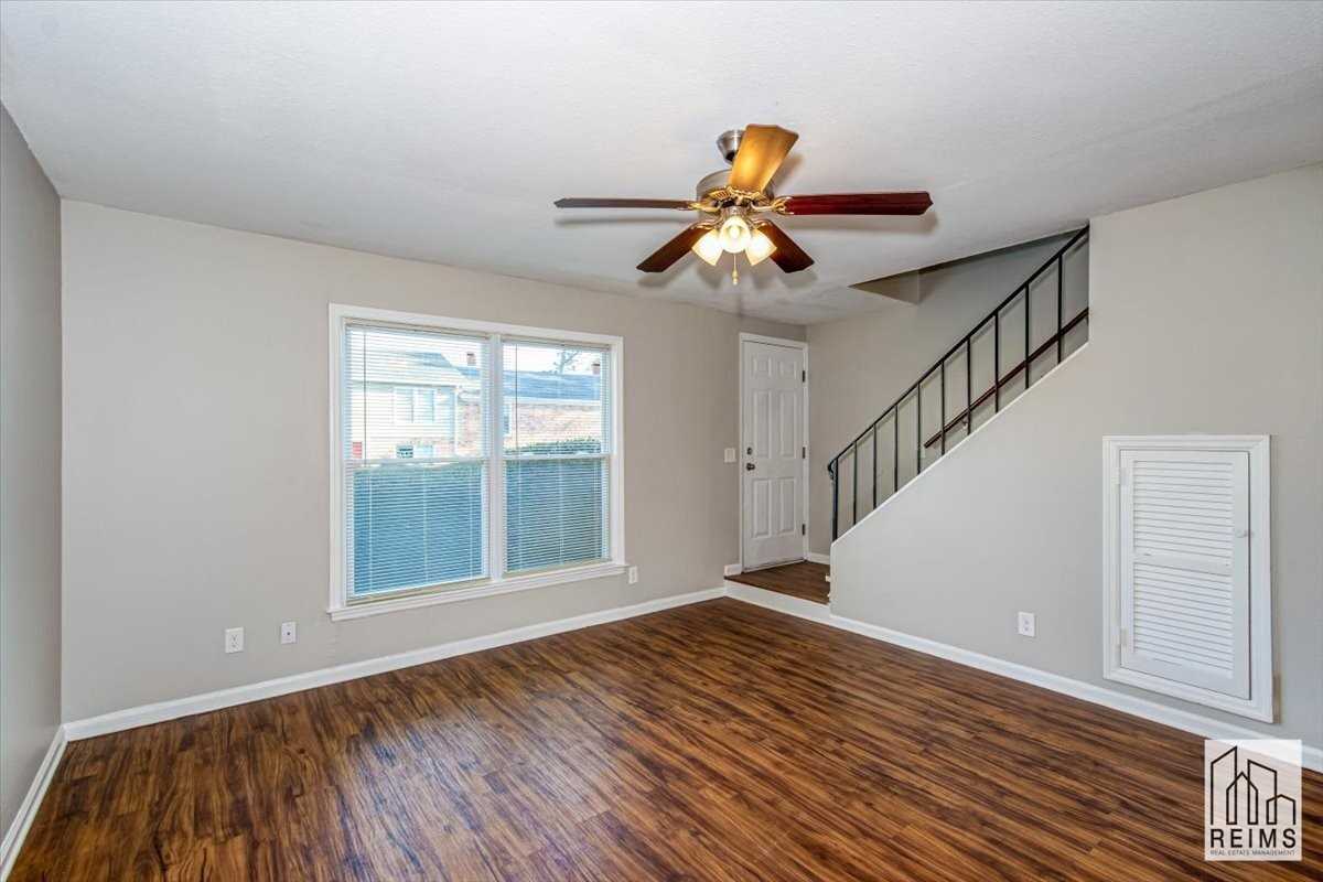 2201 Walden Drive - Photo 2 of 28