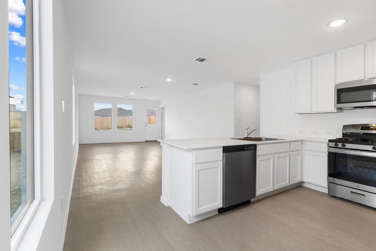 3752 Swift Fox Rd - Photo 3 of 25