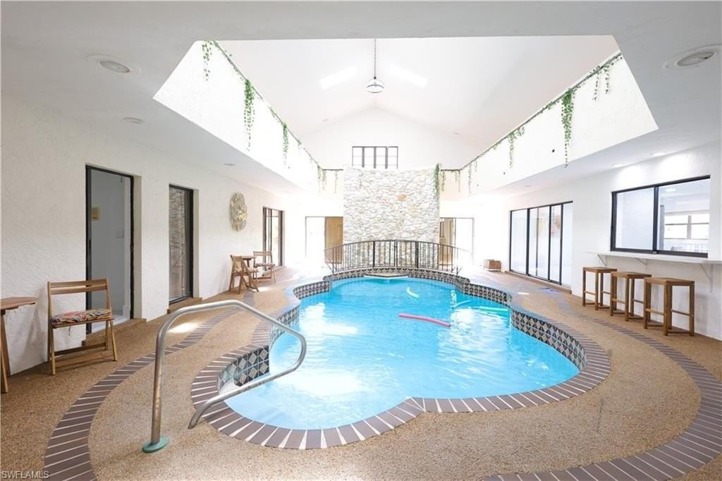 1434 Archer St - Photo 2 of 37