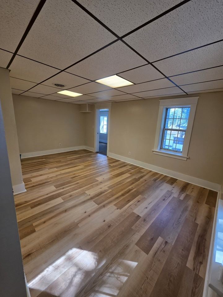 320 Plum Street - Photo 3 of 9