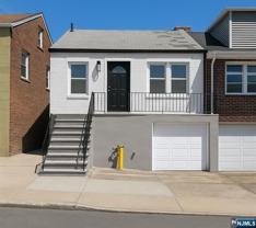 40 Woodcliff Ave - Photo 1 of 1