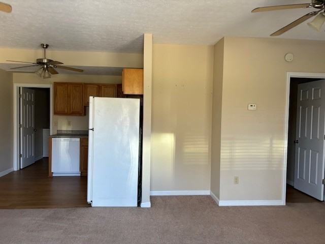 929 Redbud Apartments - Photo 2 of 10