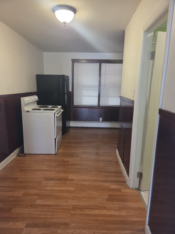 88 Blackstone Street - Photo 3 of 7