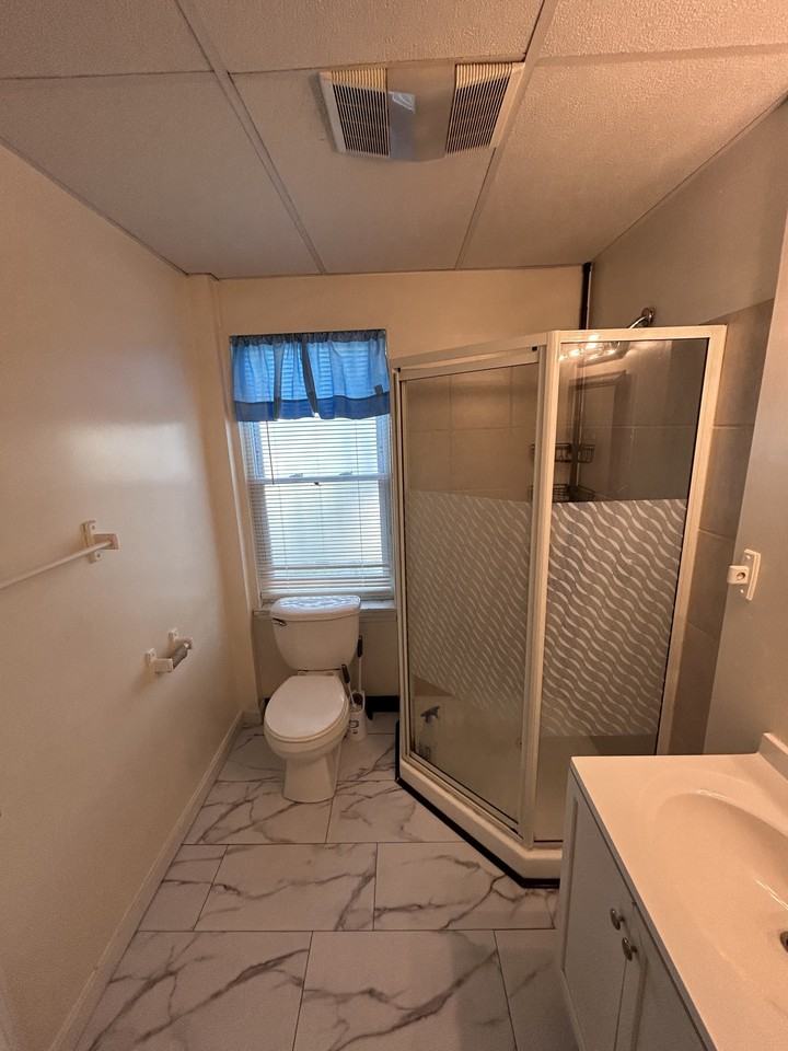 307 Main Street - Photo 3 of 8