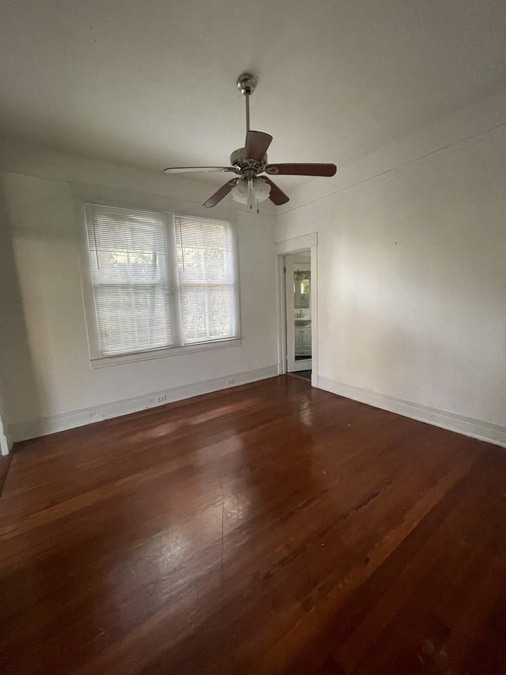 4620 St Charles - Photo 3 of 6