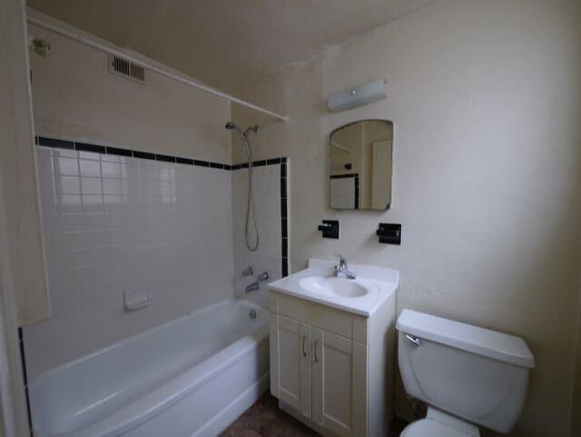 2153 Post St - Photo 6 of 46