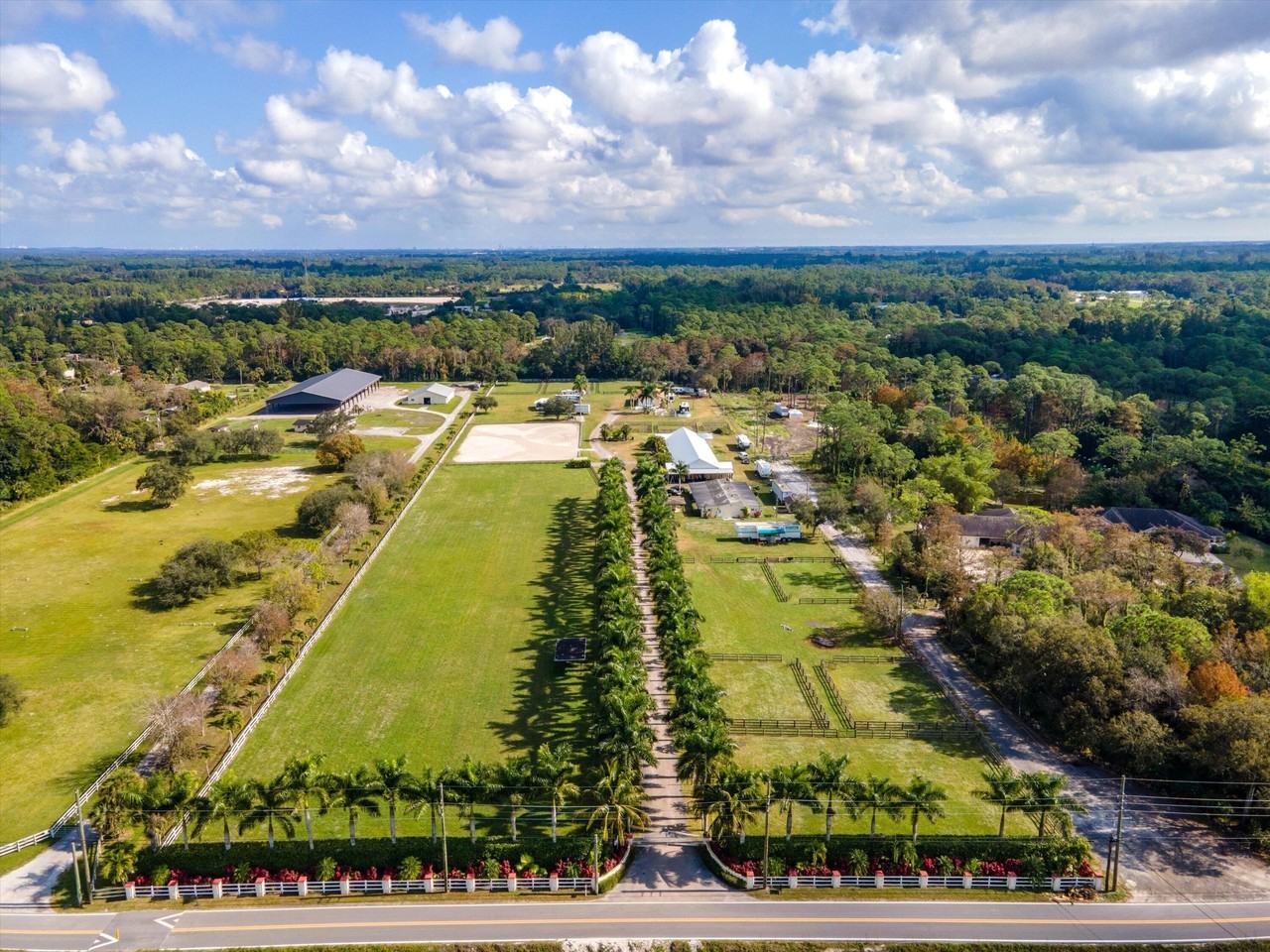 1666 C Rd - Photo 5 of 27