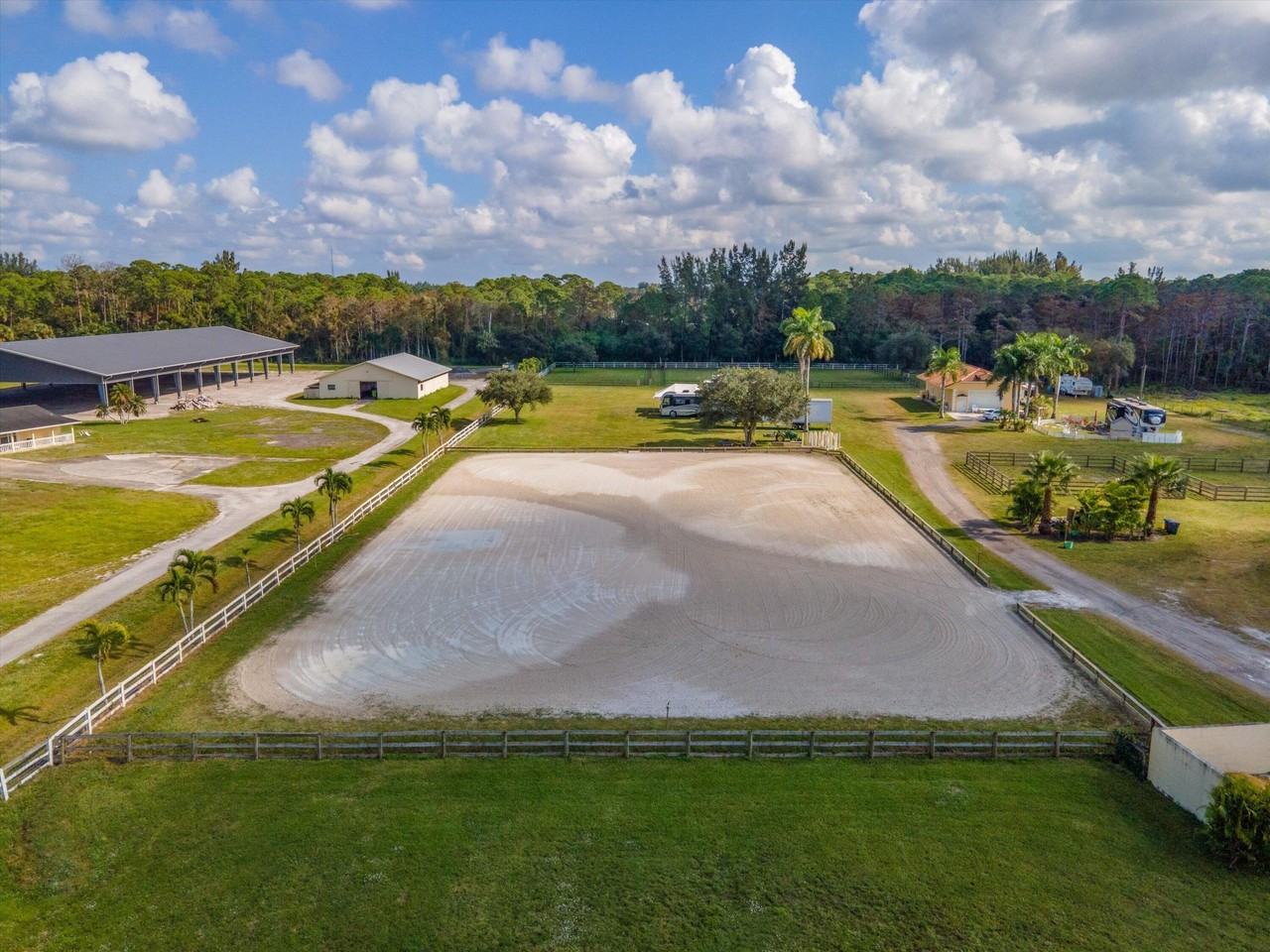 1666 C Rd - Photo 7 of 27