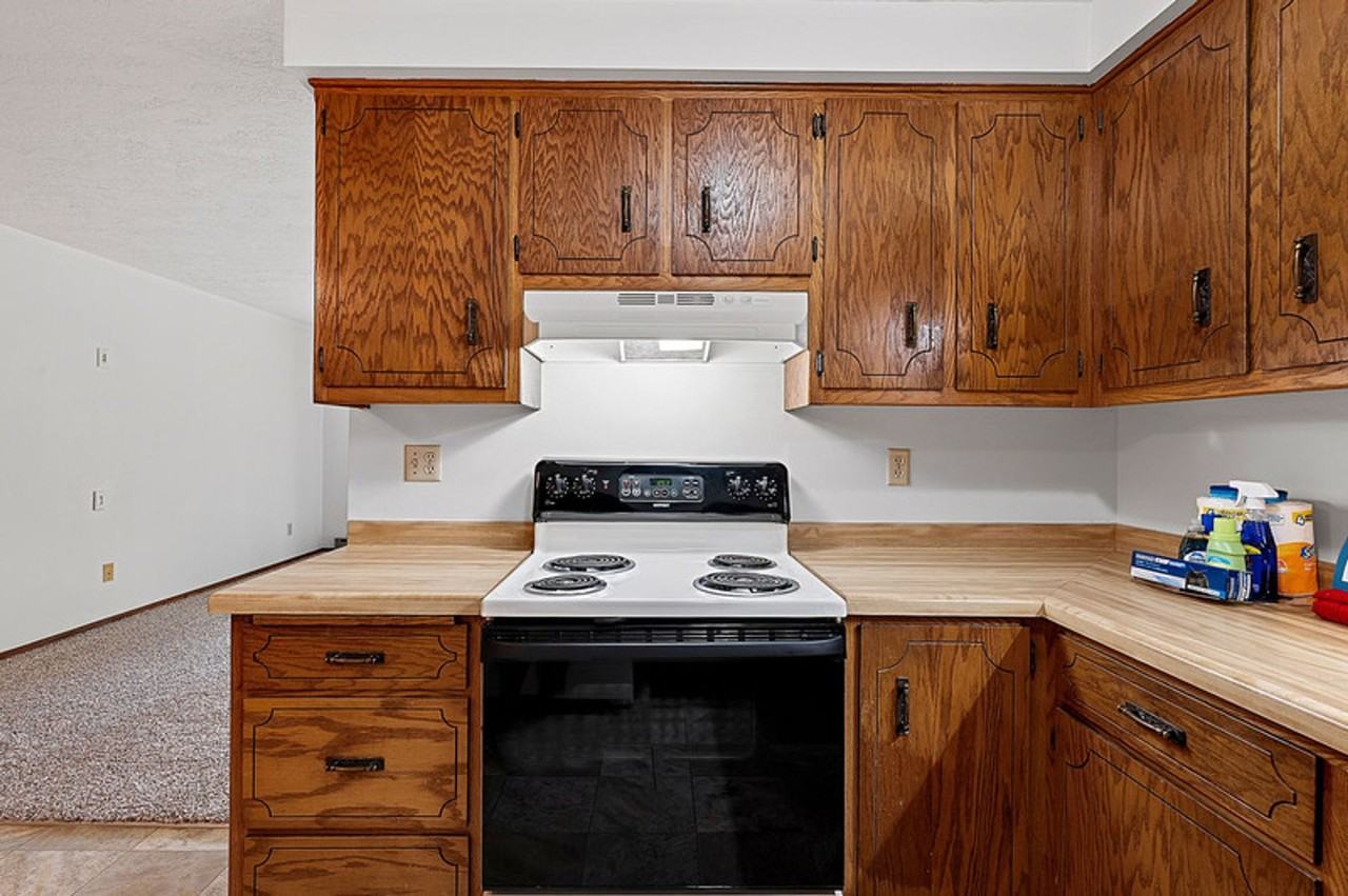 N3925 Washington Avenue - Photo 4 of 35